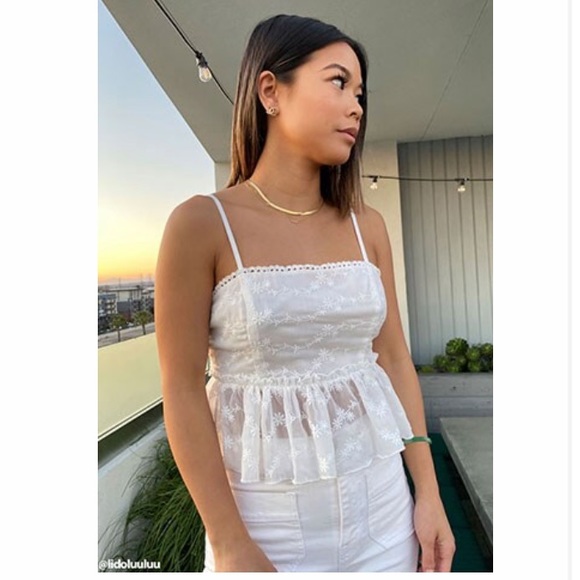Forever 21 Tops - Floral Eyelet Cropped Cami